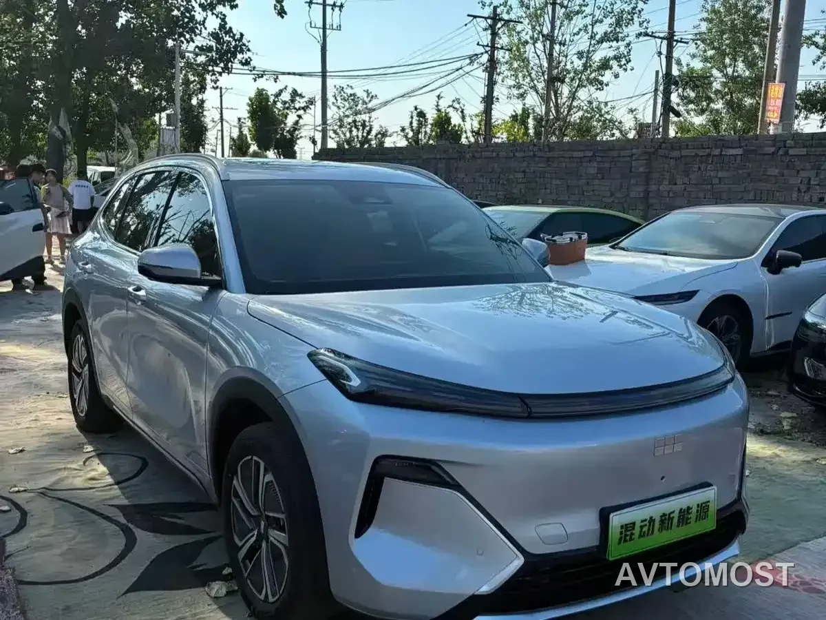 Geely Galaxy Starship 7 EM-i 2025 Model 120km Explorer+ Edition — фото 3