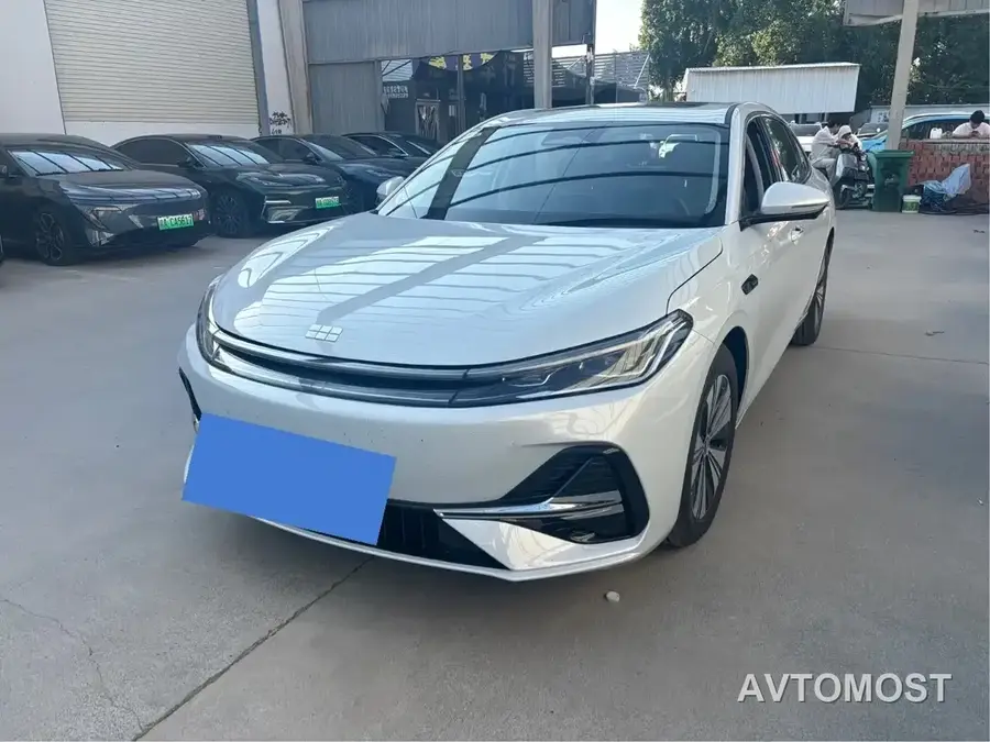 Geely Galaxy A7 2025 EM-i 150km Explorer+ Edition