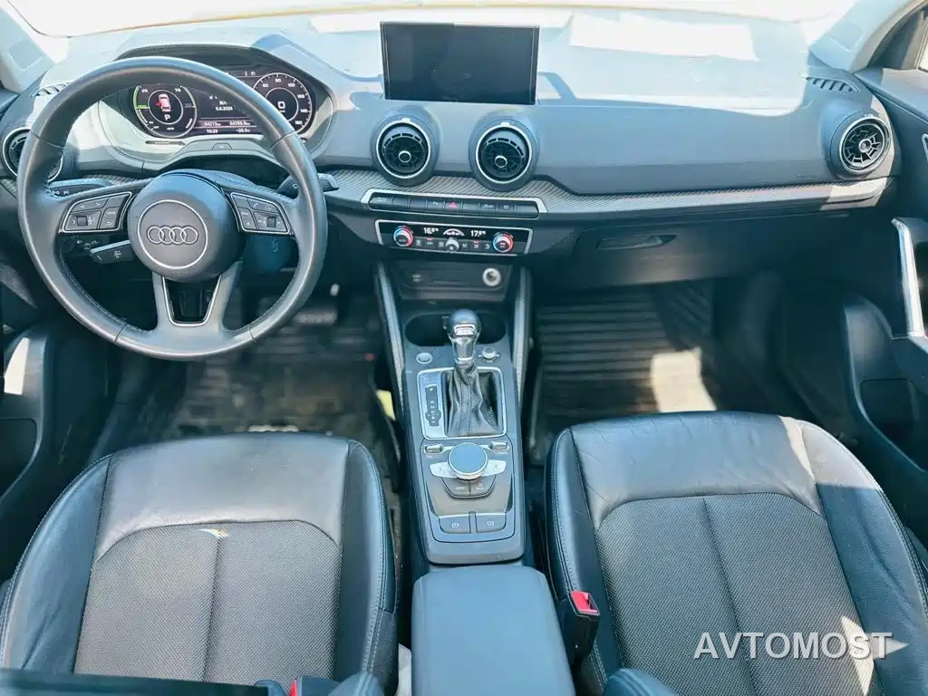 Audi Q2L e-tron 2019 Q2L e-tron Pure Electric Smart Enjoyment — фото 10