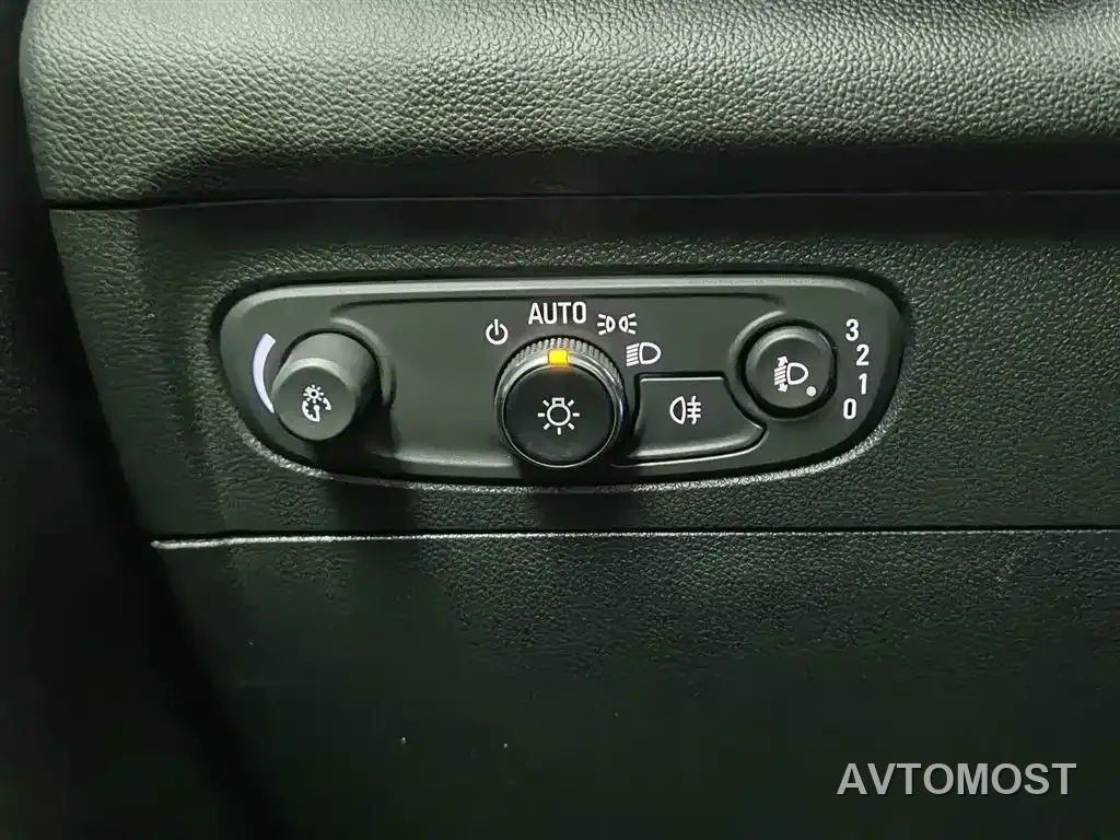 Buick Envision Plus 2023 Enclave Plus 652T 5-Seater Luxury — фото 17