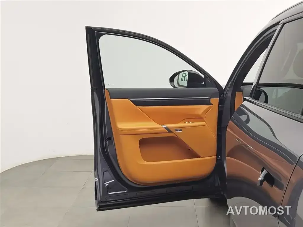Dongfeng Yipai eπ008 2026 6-seater EREV Family Joy Edition — фото 8