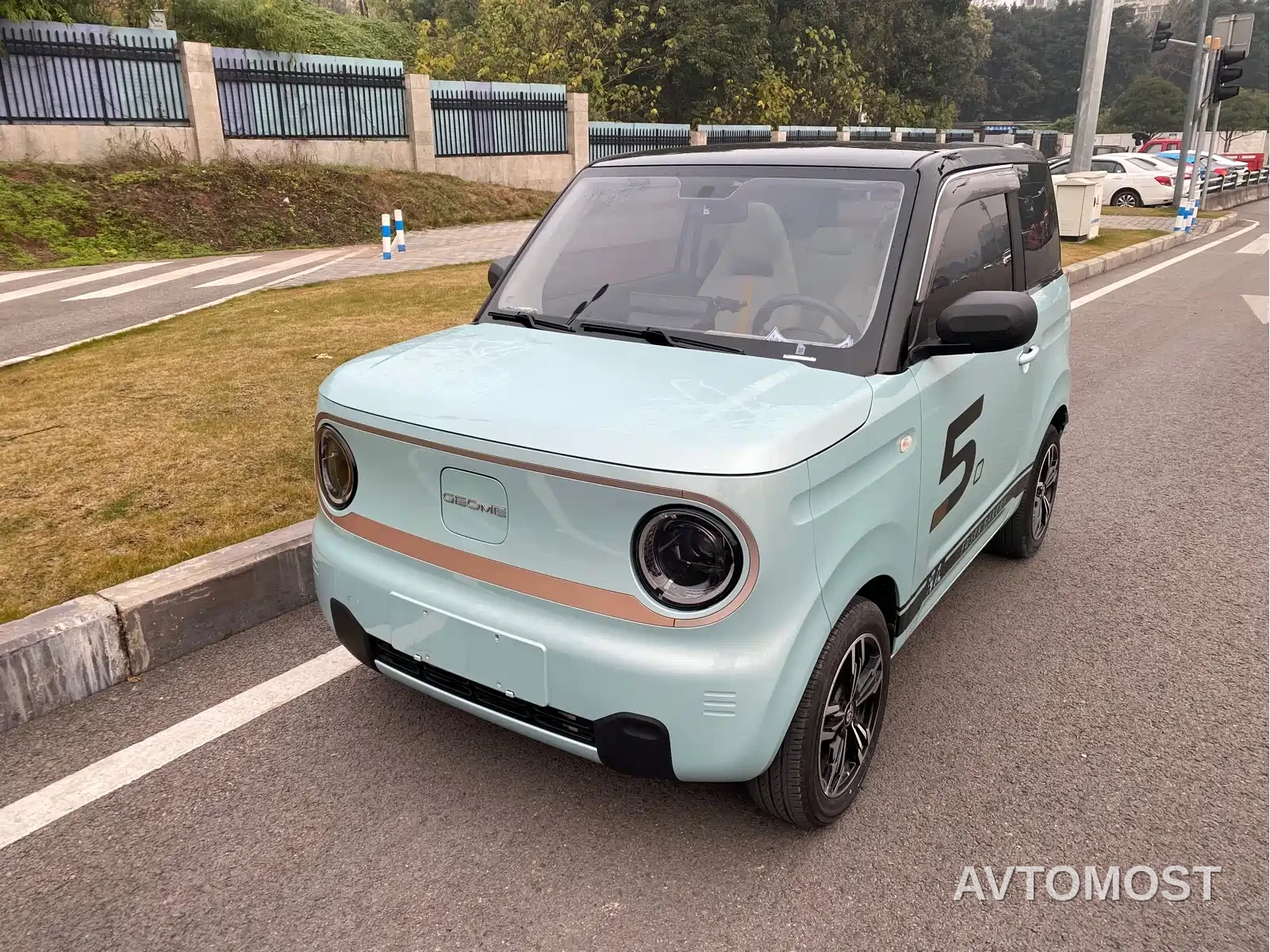 Geely Galaxy Panda 2023 Panda Mini 200km Lively Bear — фото 2