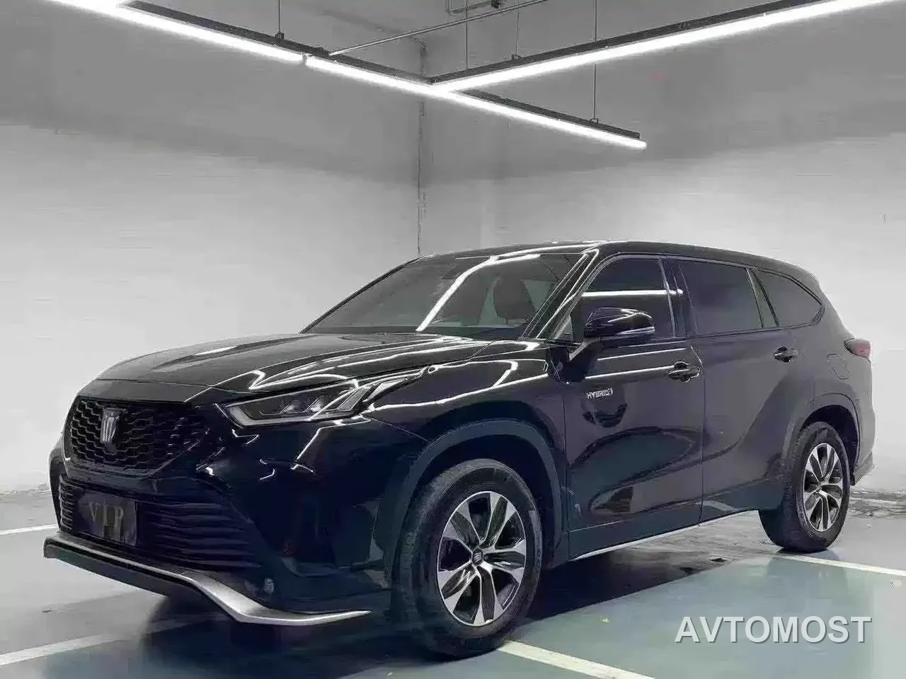 Toyota Crown Kluger 2023 2.5L HEV AWD Elite Edition — фото 1