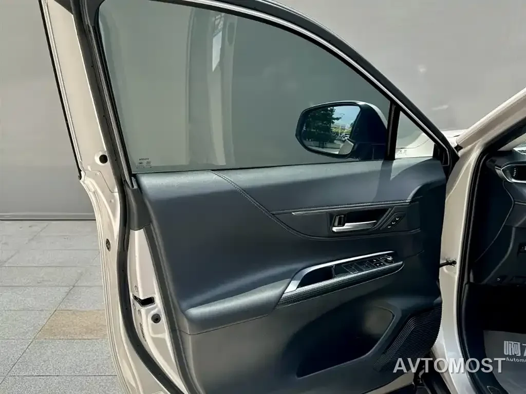 Toyota Venza 2022 Dual Engine 2.5L CVT 4WD Supreme — фото 5