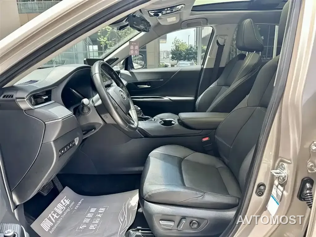 Toyota Venza 2022 Dual Engine 2.5L CVT 4WD Supreme — фото 6
