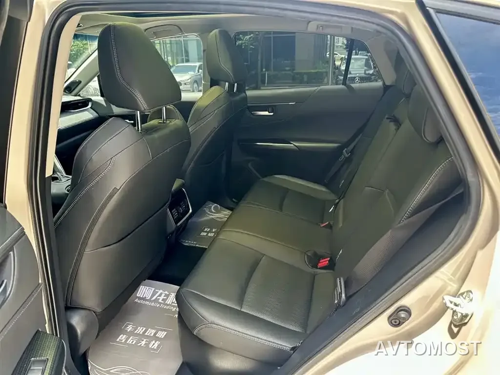 Toyota Venza 2022 Dual Engine 2.5L CVT 4WD Supreme — фото 8