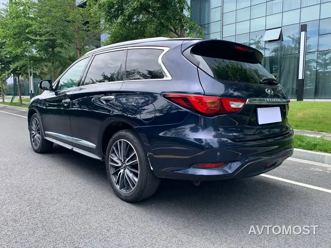 Infiniti QX60 (Import) 2020 2.5 S/C Hybrid 2WD Excellence Edition — фото 6