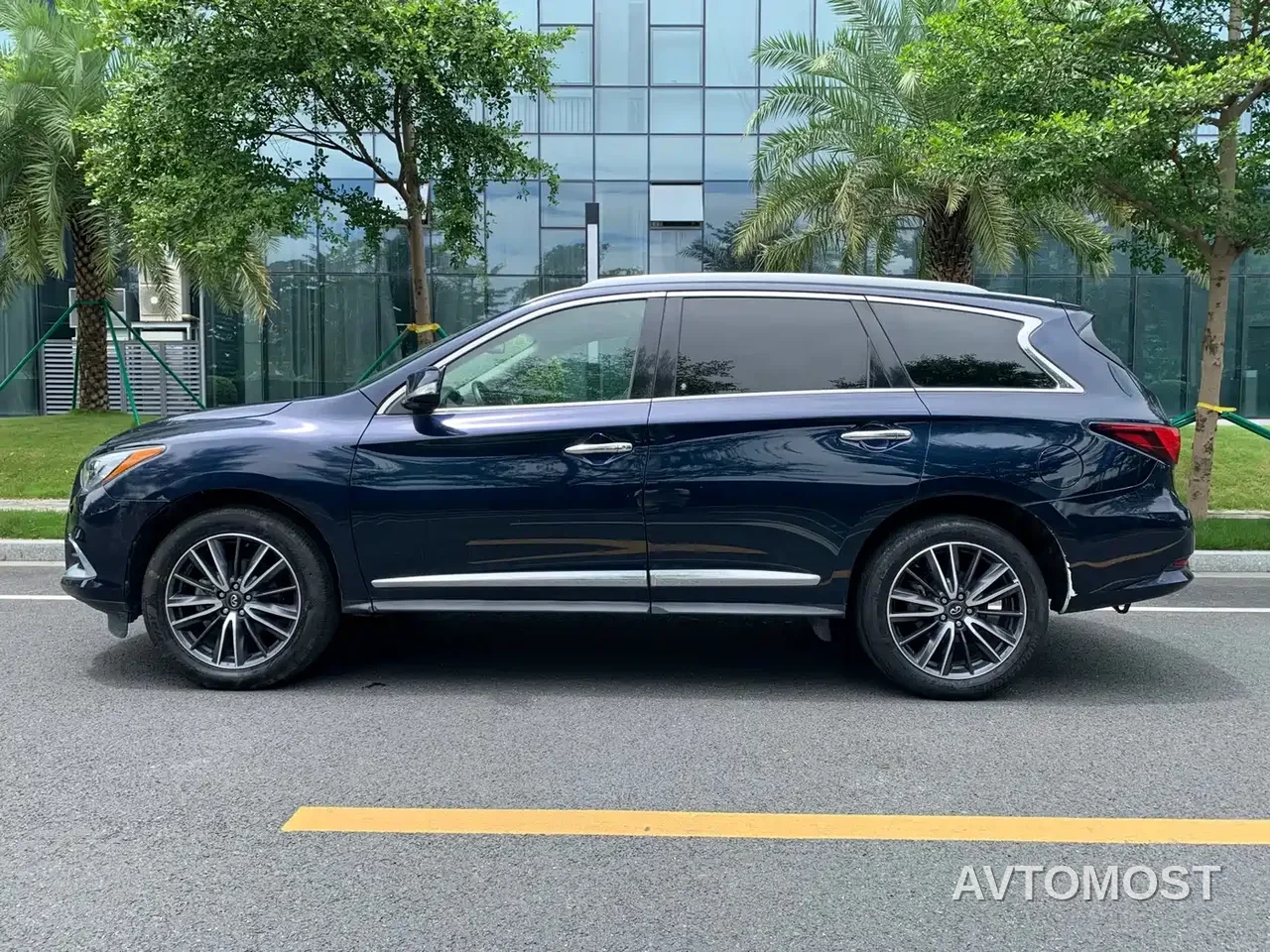 Infiniti QX60 (Import) 2020 2.5 S/C Hybrid 2WD Excellence Edition — фото 7