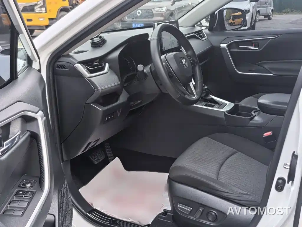 Toyota RAV4 Rongfang 2021 Facelift Hybrid 2.5L E-CVT 2WD Elite — фото 11