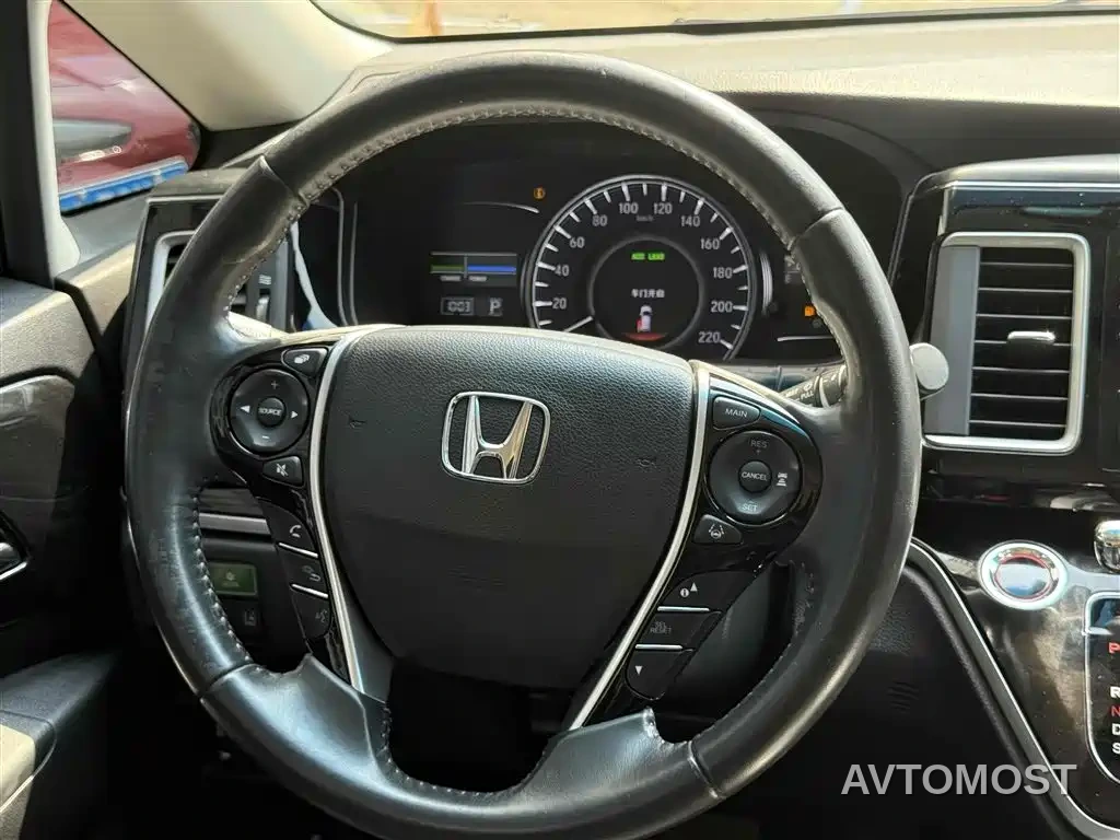 Honda Elysion 2019 2.0L Hybrid Luxury Edition — фото 5
