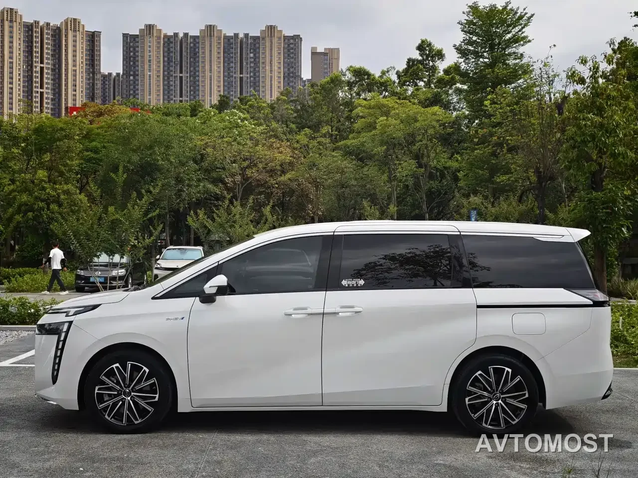 GAC Trumpchi E8 NEV 2024 Model 150km MAX — фото 6