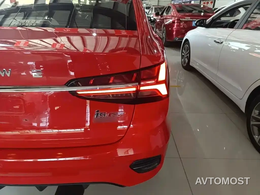 Roewe i5 2021 1.5T GT DCT Sonic Speed Edition — фото 8