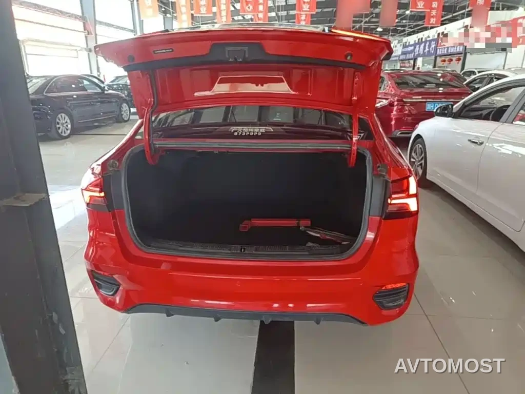 Roewe i5 2021 1.5T GT DCT Sonic Speed Edition — фото 19
