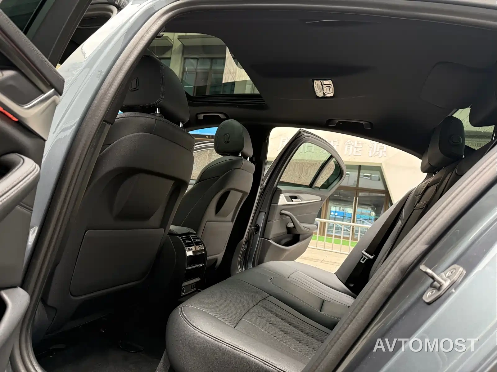 BMW 5 Series (Import) 2022 Facelift 525i M Sport Package — фото 10