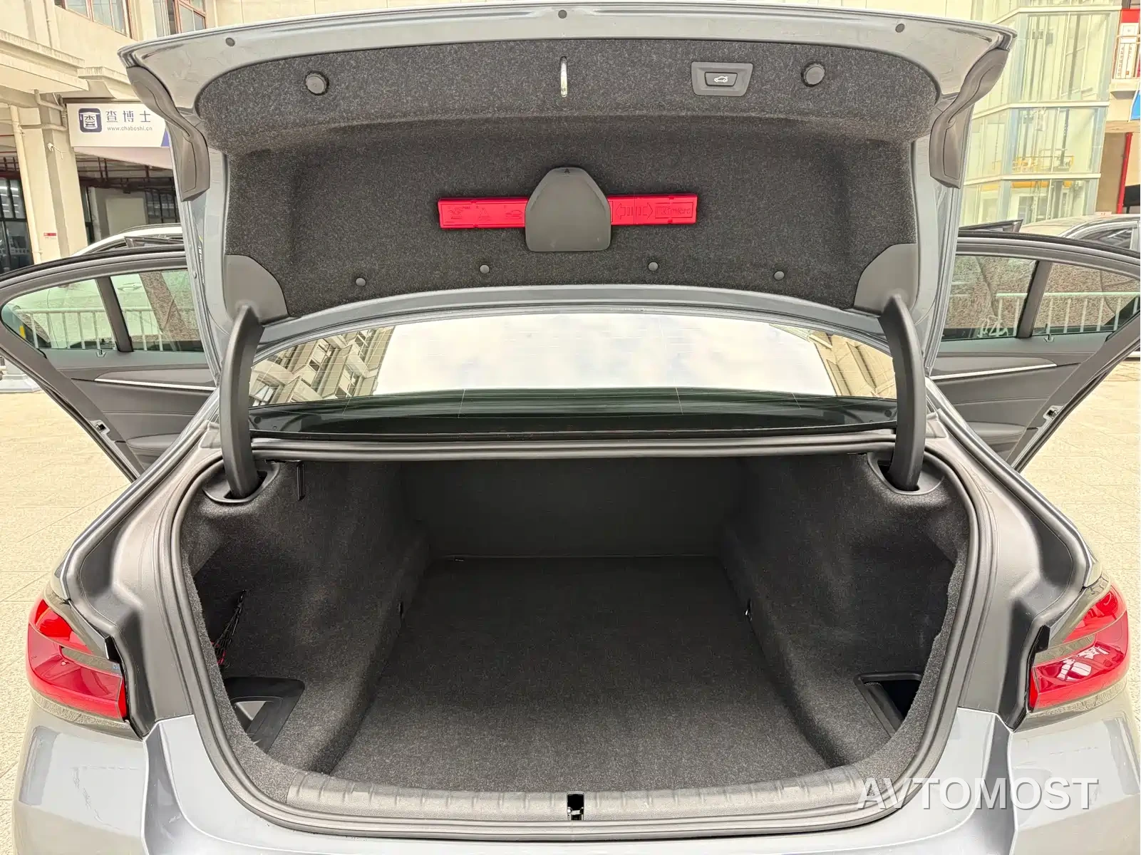 BMW 5 Series (Import) 2022 Facelift 525i M Sport Package — фото 16