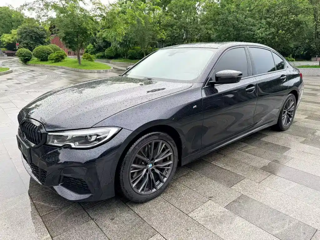 BMW 3 Series 2022 Facelift 330Li xDrive M Sport Shadow Edition