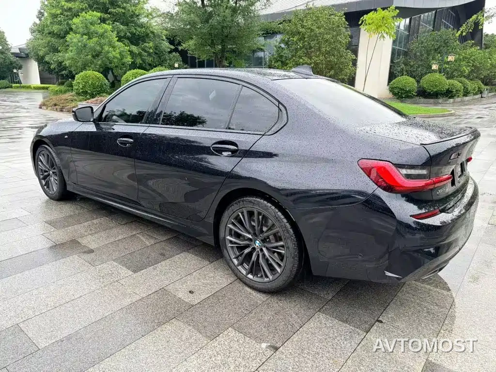 BMW 3 Series 2022 Facelift 330Li xDrive M Sport Shadow Edition — фото 5