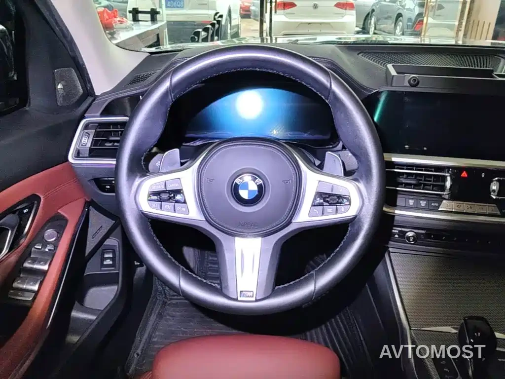 BMW 3 Series 2022 Facelift 330Li xDrive M Sport Shadow Edition — фото 11