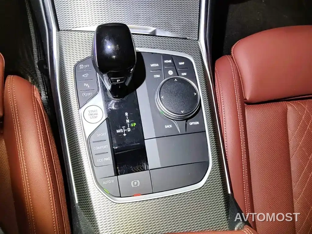 BMW 3 Series 2022 Facelift 330Li xDrive M Sport Shadow Edition — фото 14