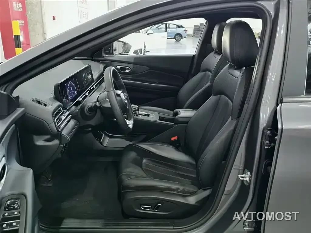 GAC Trumpchi Emkoo 2023 Shadow Leopard H High-Efficiency Hybrid — фото 8