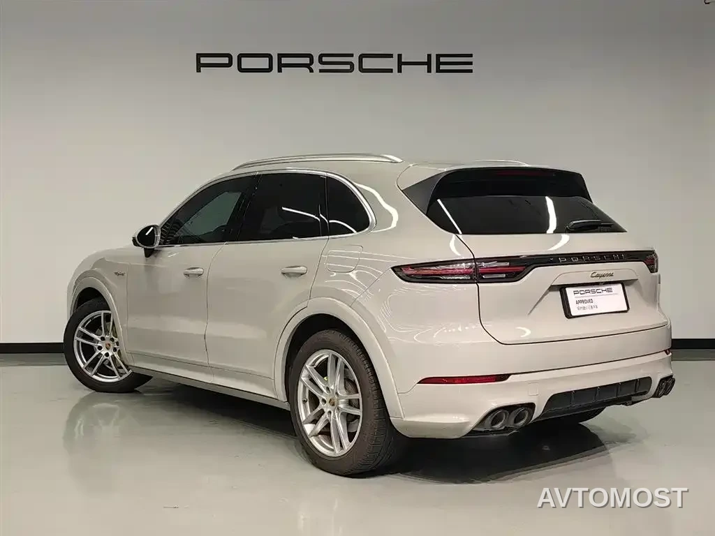 Porsche Cayenne New Energy 2021 Cayenne E-Hybrid 2.0T — фото 5