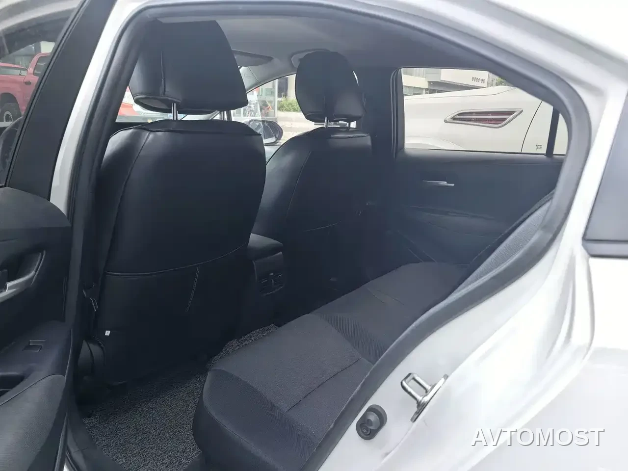 Toyota Corolla 2023 1.8L Smart Hybrid Dual Engine Pioneer Edition — фото 5