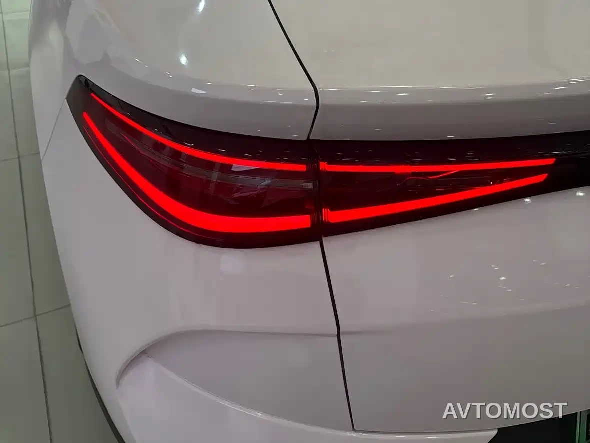BYD e7 2025 Model 520 Intelligent Travel Edition — фото 6