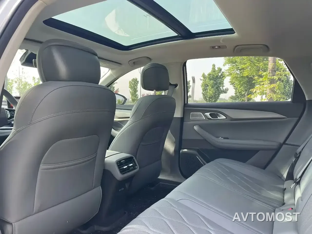 Geely Galaxy A7 2025 EM-i 150km Premium Edition — фото 9