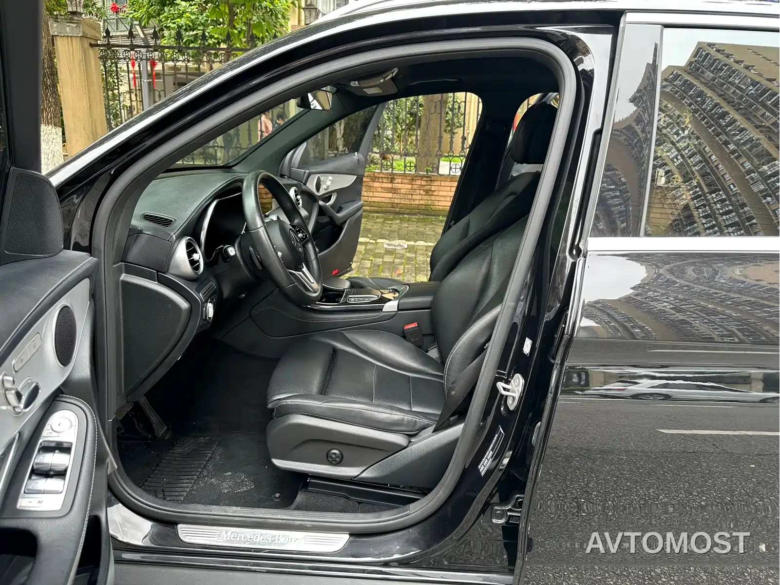 Mercedes-Benz GLC 2021 GLC 260 L 4MATIC Sporty — фото 17