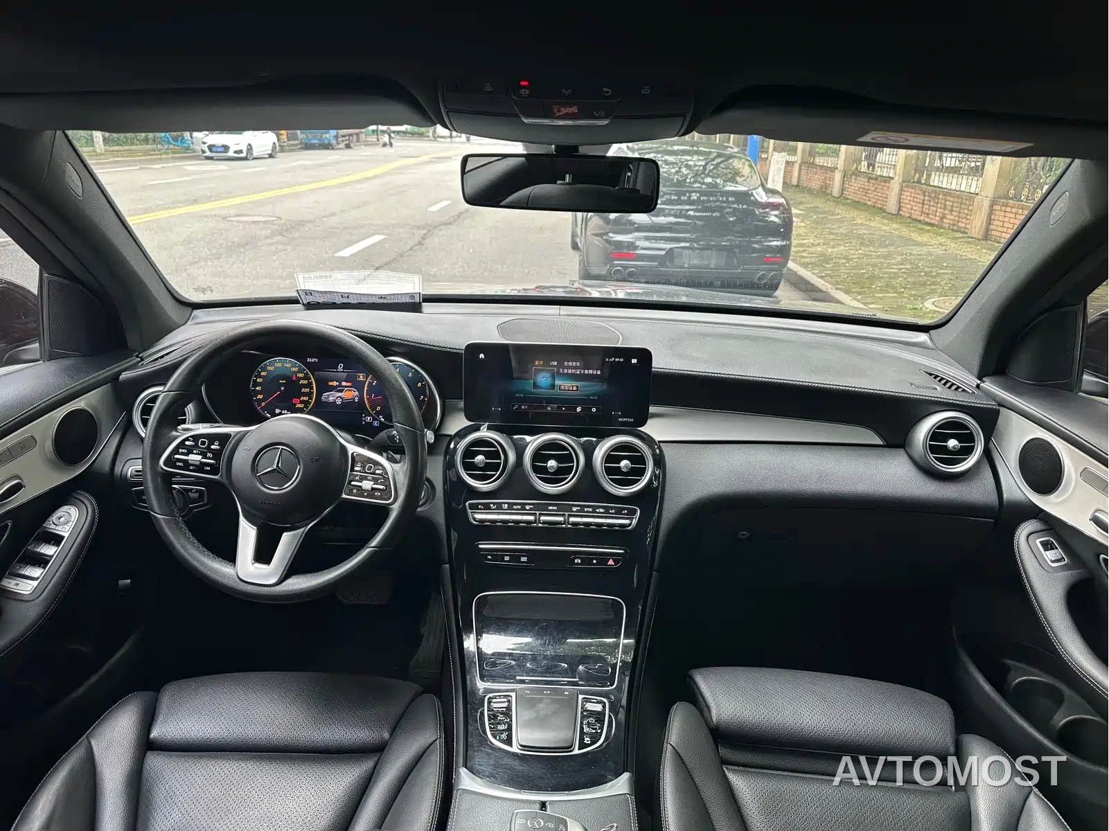 Mercedes-Benz GLC 2021 GLC 260 L 4MATIC Sporty — фото 22