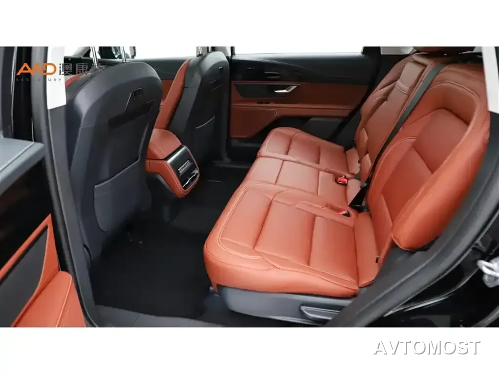 Lincoln Nautilus 2025 2.0T AWD Premium Hybrid — фото 6