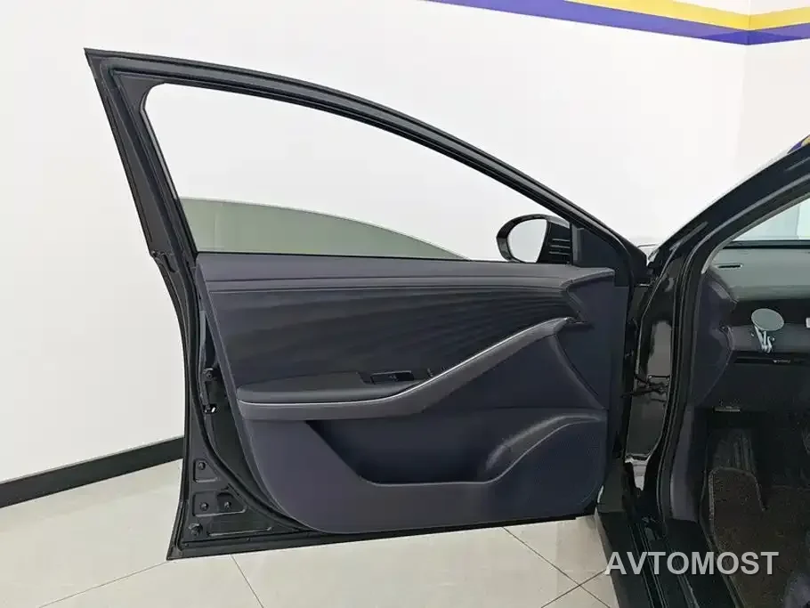 Nissan N6 2025 Mid Configuration — фото 7