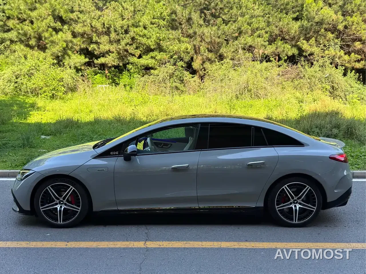 Mercedes-Benz EQE AMG 2023 AMG EQE 53 4MATIC+ — фото 1