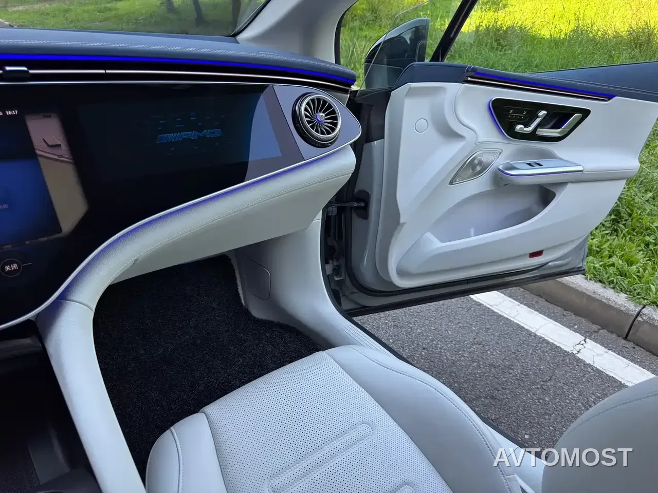 Mercedes-Benz EQE AMG 2023 AMG EQE 53 4MATIC+ — фото 19