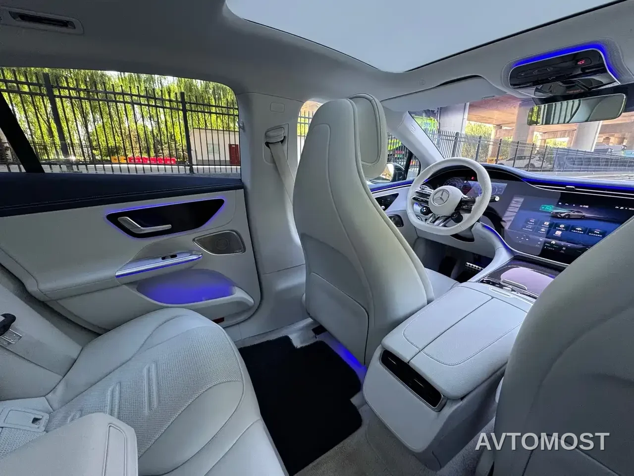 Mercedes-Benz EQE AMG 2023 AMG EQE 53 4MATIC+ — фото 12