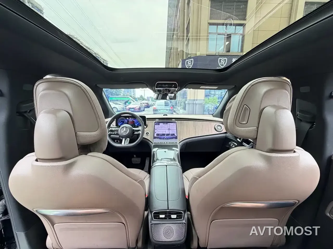 Mercedes-Benz EQE SUV 2023 350 4MATIC Luxury Edition — фото 8