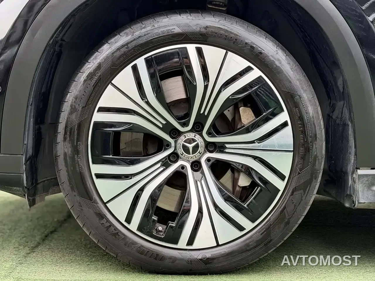Mercedes-Benz EQE SUV 2023 350 4MATIC Luxury Edition — фото 16
