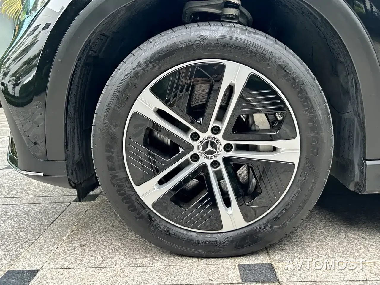 Mercedes-Benz EQE SUV 2023 350 4MATIC Pioneer Edition — фото 22