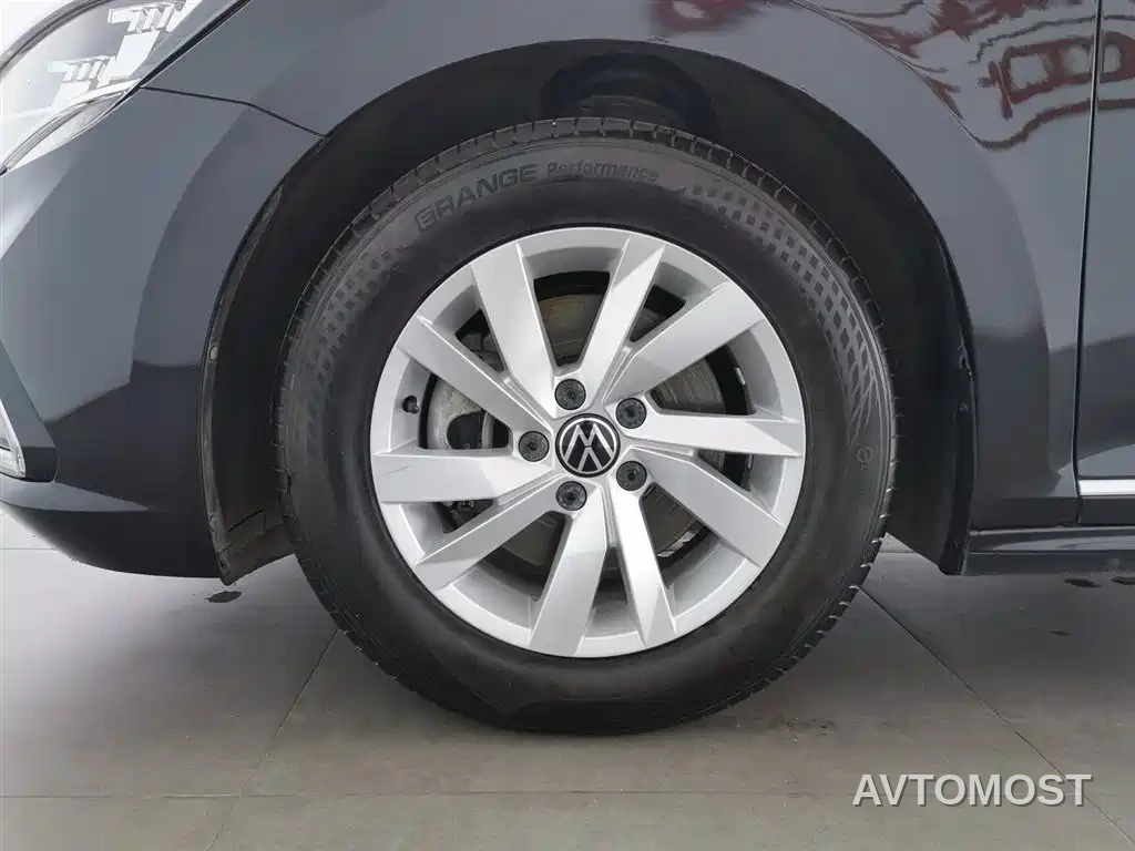 Volkswagen Passat 2021 Model 280TSI Business Edition — фото 15