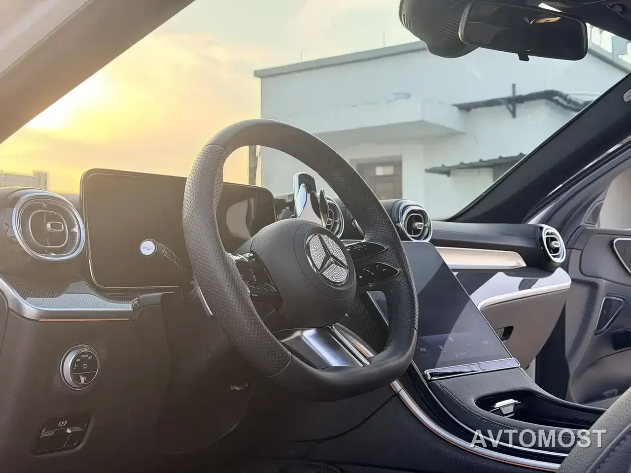 Mercedes-Benz C-Class New Energy 2023 C 350 eL — фото 3