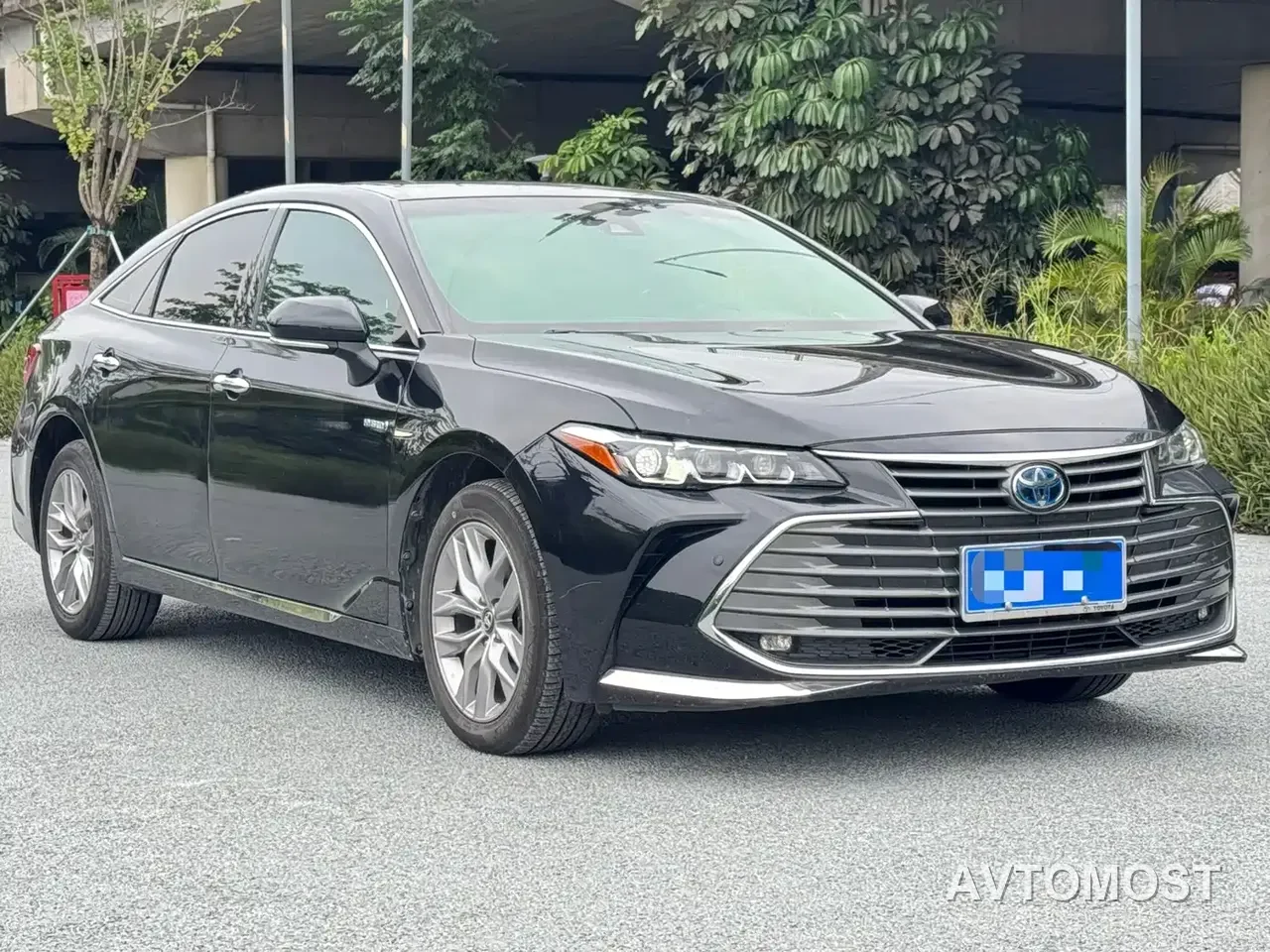 Toyota Avalon 2019 Hybrid 2.5L Luxury Edition China VI — фото 3
