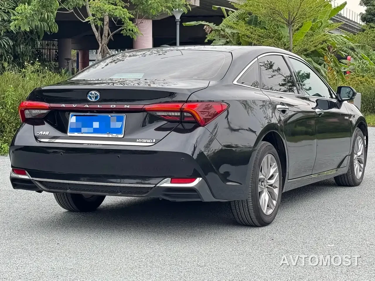 Toyota Avalon 2019 Hybrid 2.5L Luxury Edition China VI — фото 4