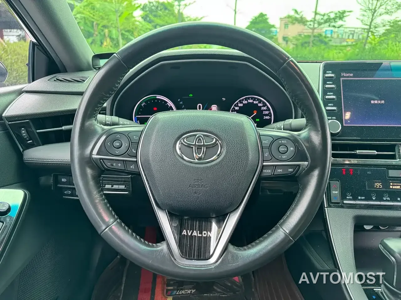 Toyota Avalon 2019 Hybrid 2.5L Luxury Edition China VI — фото 9