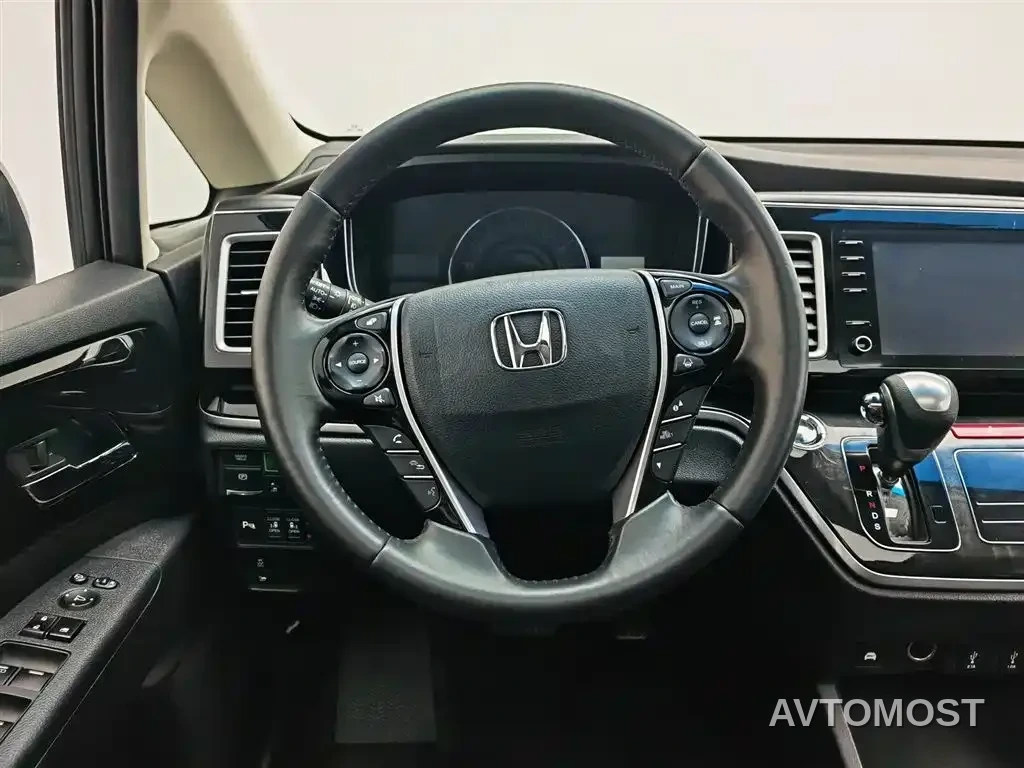 Honda Elysion 2019 2.0L Hybrid Luxury Edition — фото 8