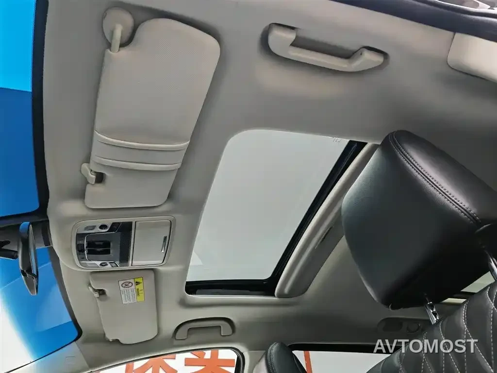 Honda Elysion 2019 2.0L Hybrid Luxury Edition — фото 11