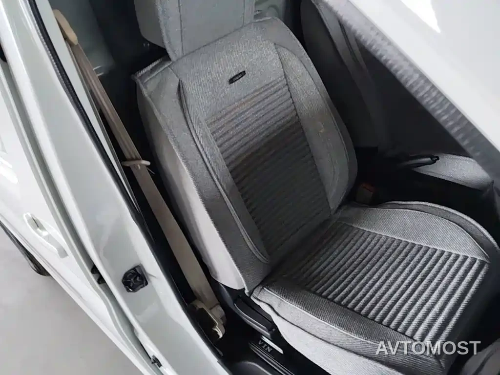 Changan Ruixing EM80 2023 Liftgate 2-Seater Basic 38.7kWh — фото 19