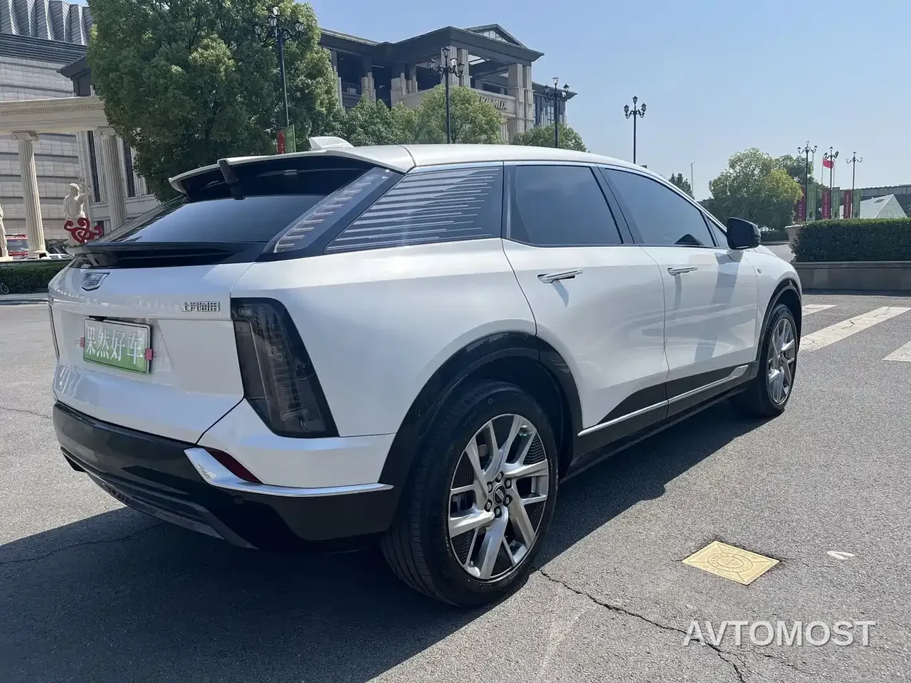 Cadillac IQ Ao Ge 2024 Standard Range — фото 3