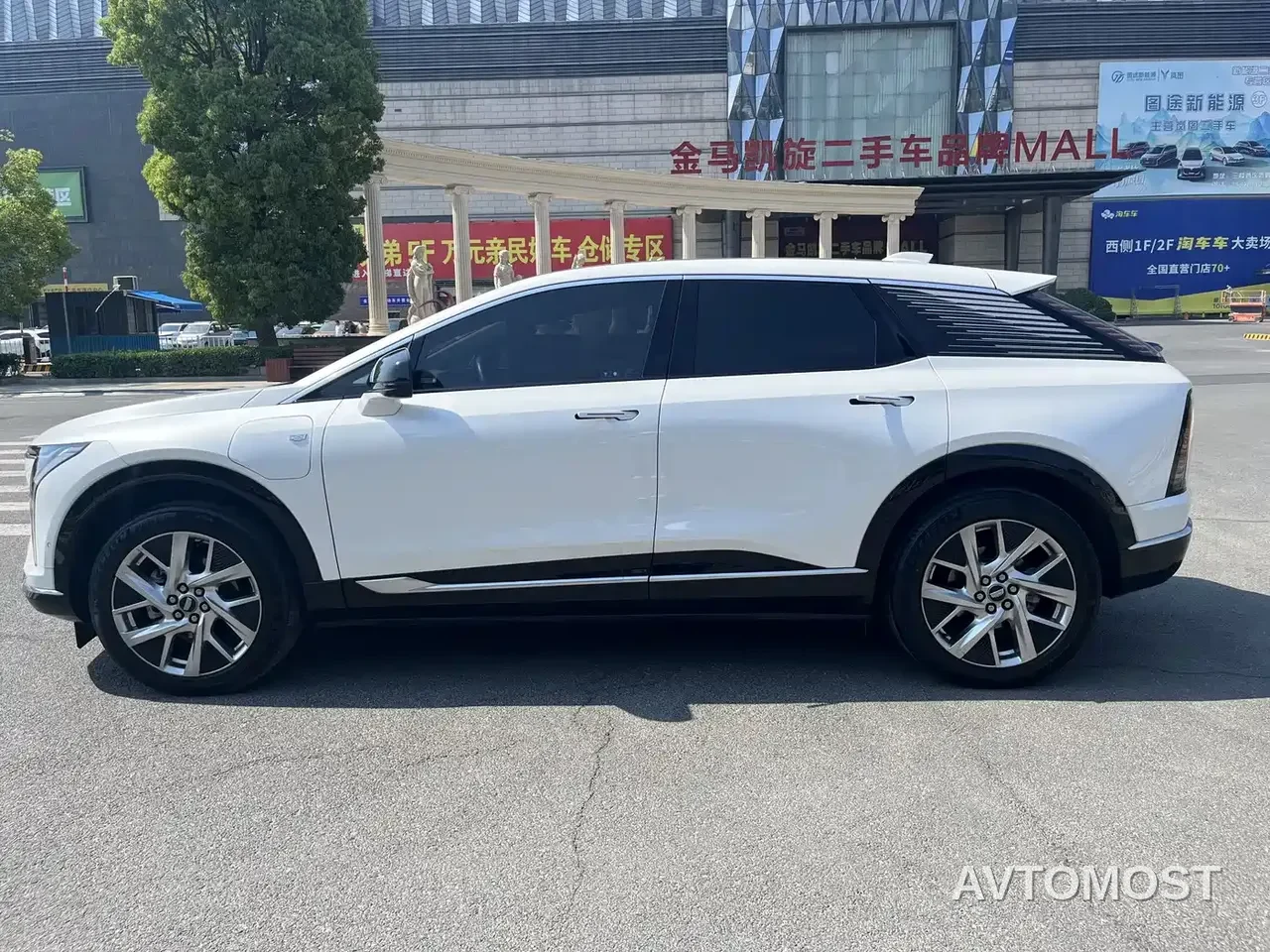 Cadillac IQ Ao Ge 2024 Standard Range — фото 9