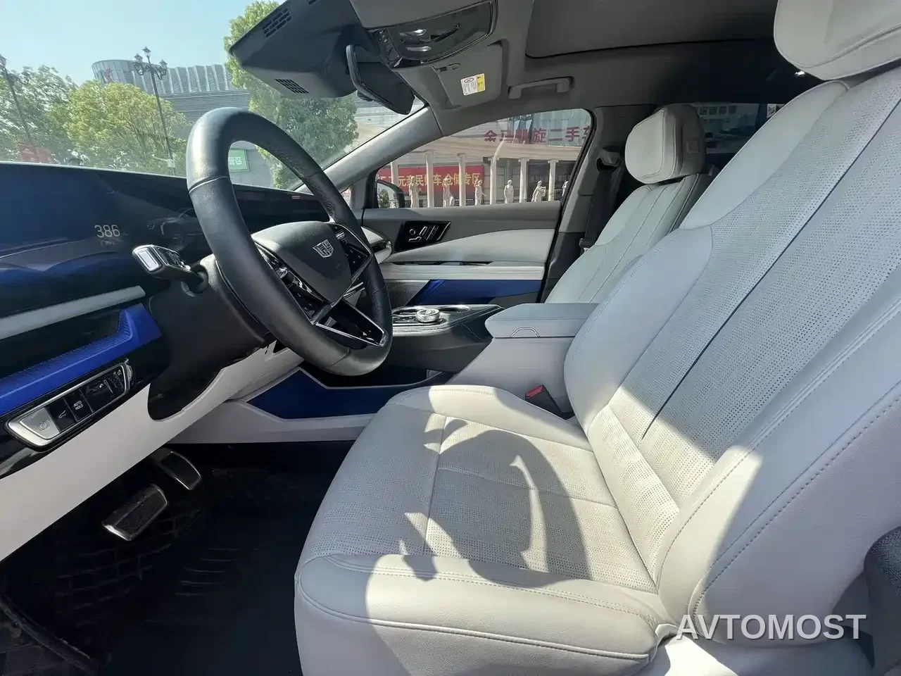 Cadillac IQ Ao Ge 2024 Standard Range — фото 16