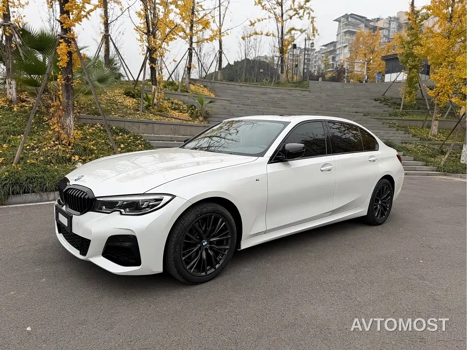 BMW 3 Series 2022 325Li M Sport Shadow Edition — фото 1